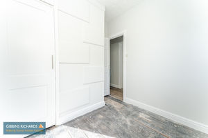 Bedroom- click for photo gallery